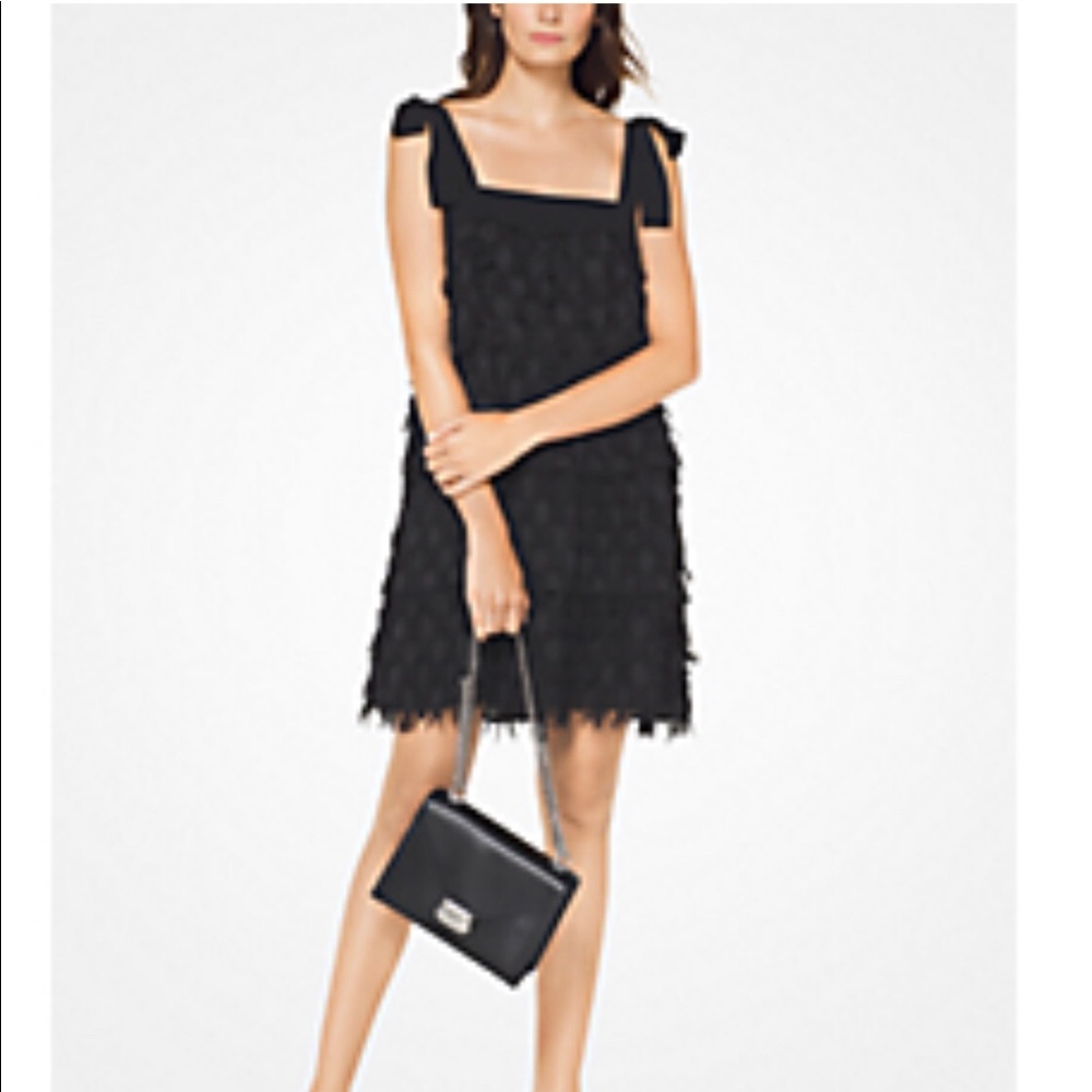 DRESS - CLASSY.